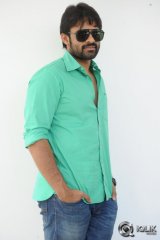 Sai Dharam Tej Interview About Pilla Nuvvu Leni Jeevitham